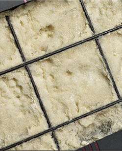 聚氨酯发泡+龙骨